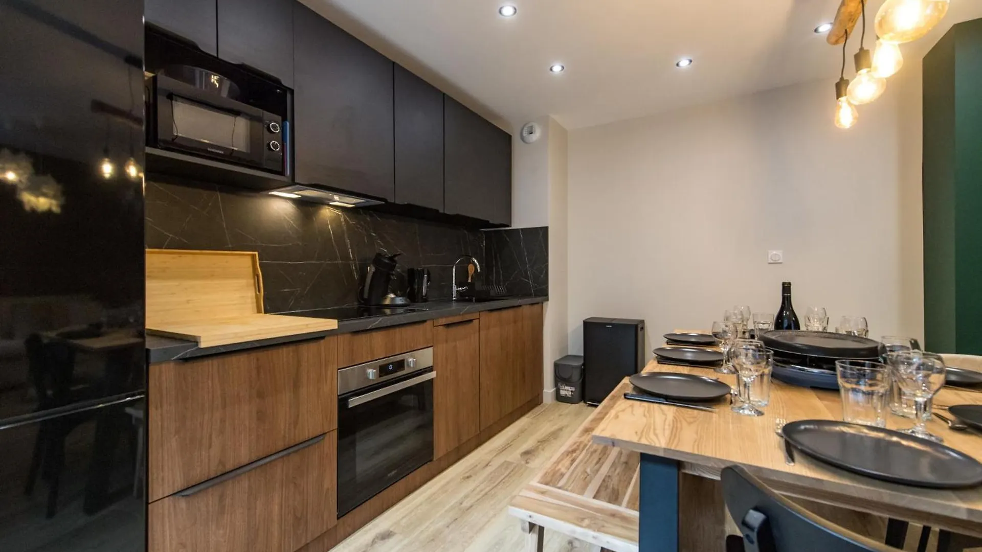 6 To 8 People In Orelle Access To The 3 Valleys Apartamento